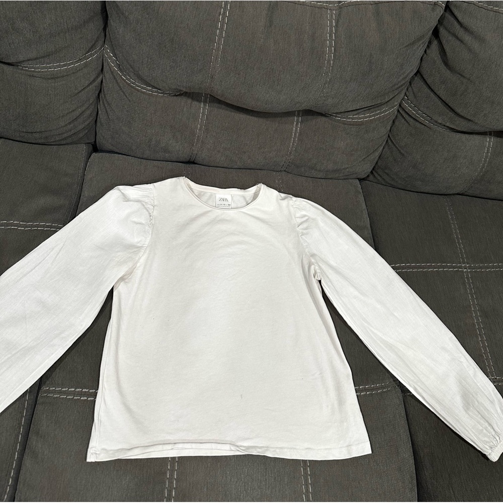 White cotton shirt with the sleeves of a button up shirt material